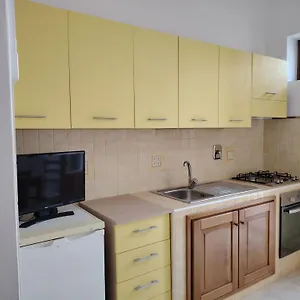  Appartamento Anfora Giallo